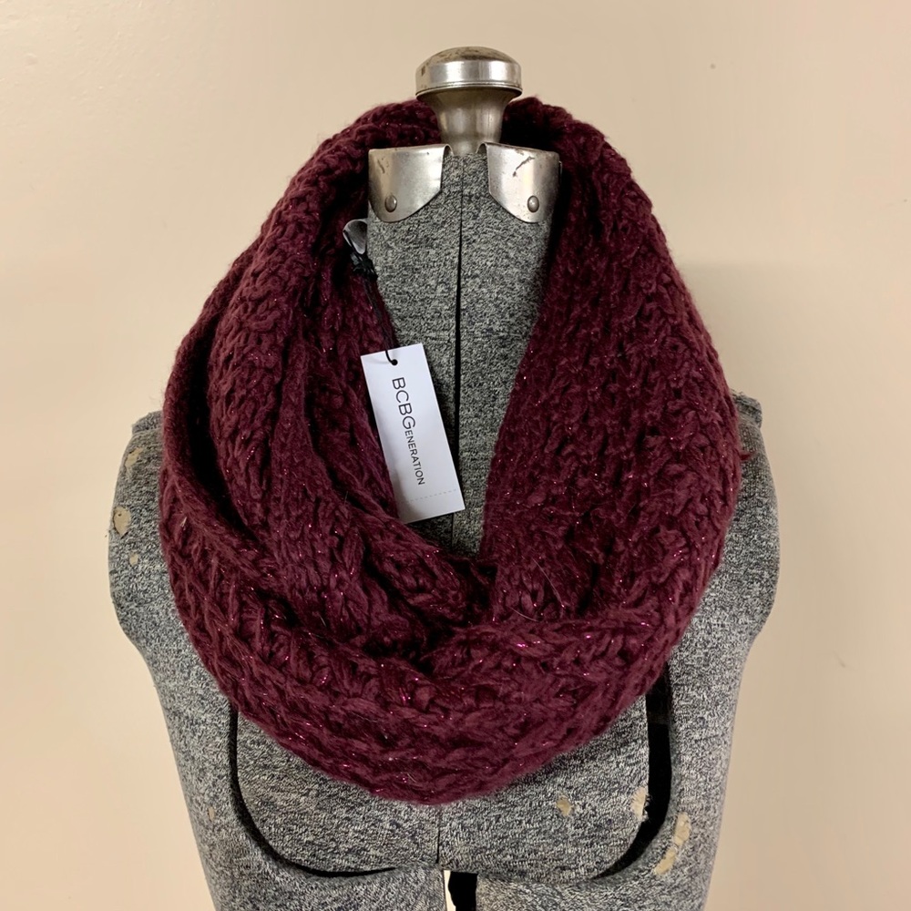 New BCBGeneration Burgundy Sparkle Chunky Infinity Style Scarf